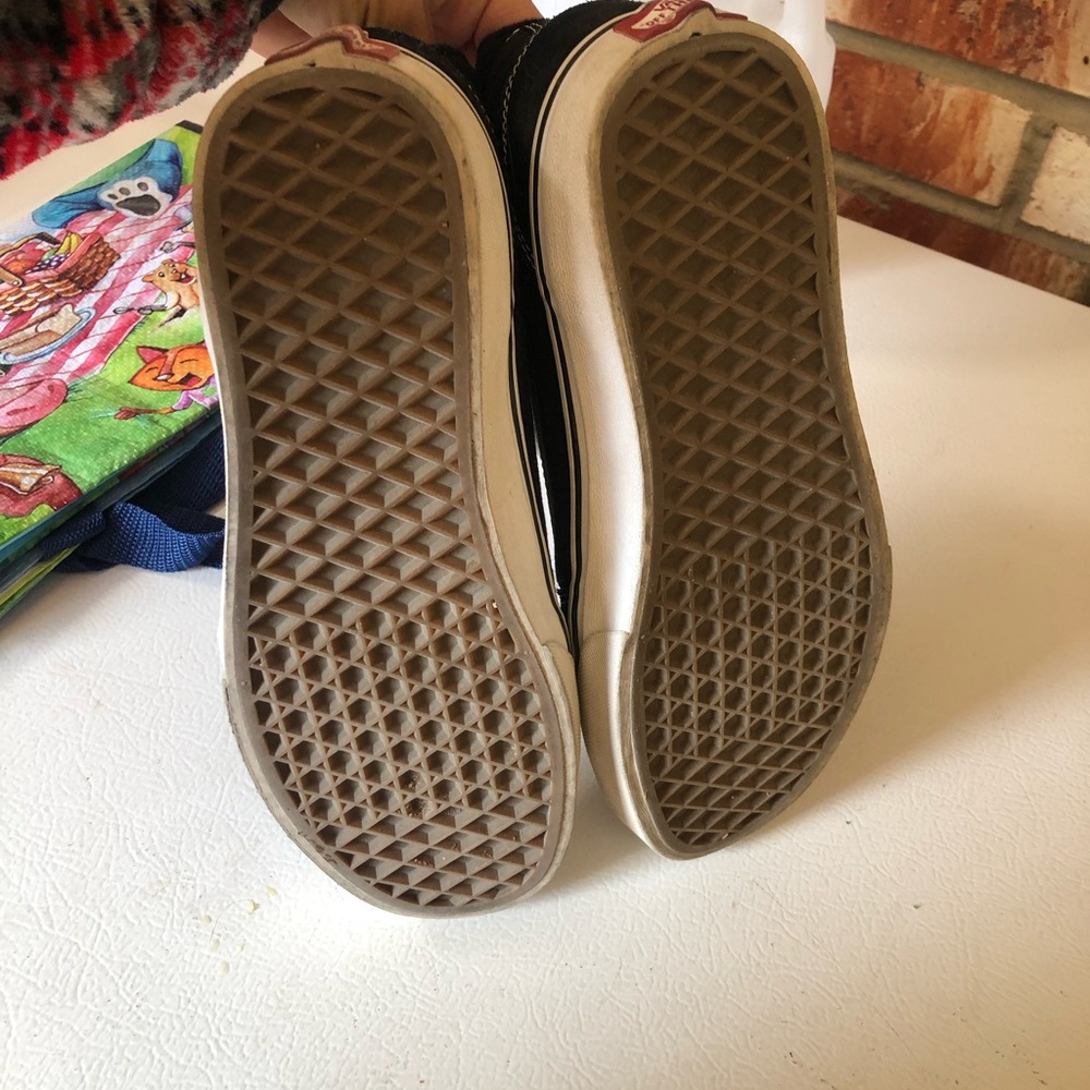 Vans - Picture 5 of 5